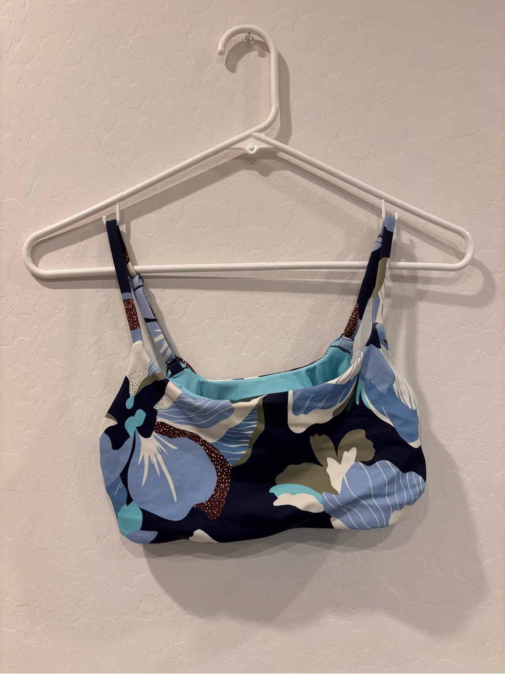 Athleta Navy and Light Blue Floral Swim Top